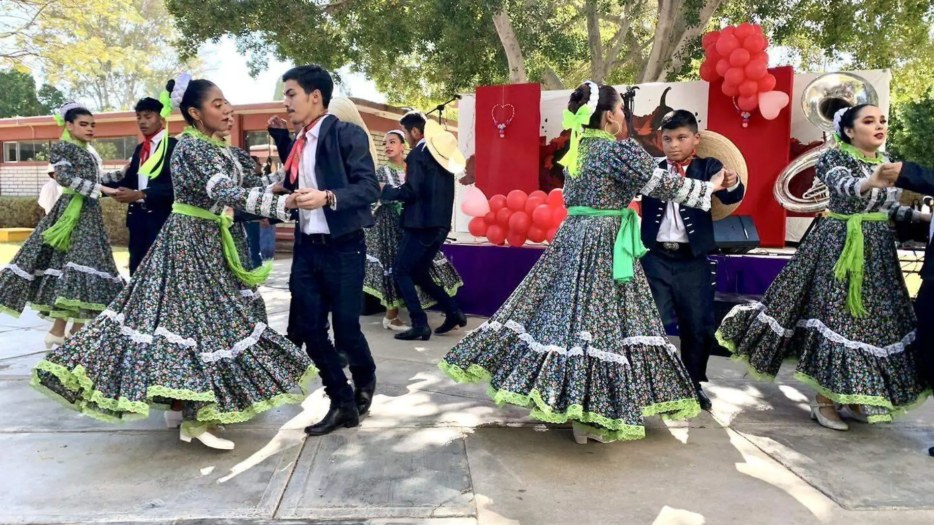 Bailarines de la UES San Luis formarán parte del programa artístico del 213 aniversario de la Independencia de México